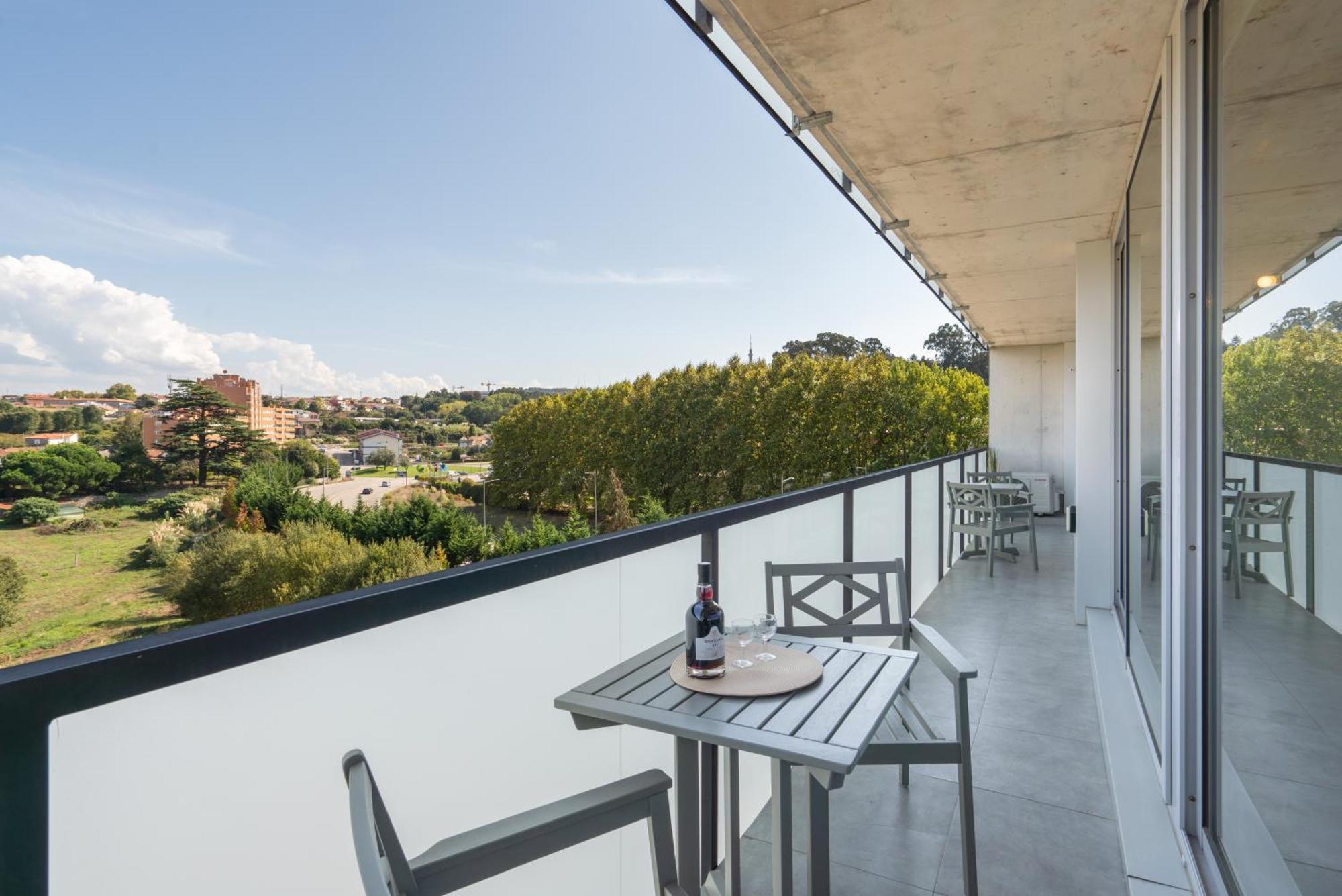 Host Wise - Luxurious Impressive Apartment - Balcony And Pool Вила-Нова-ди-Гая Номер фото