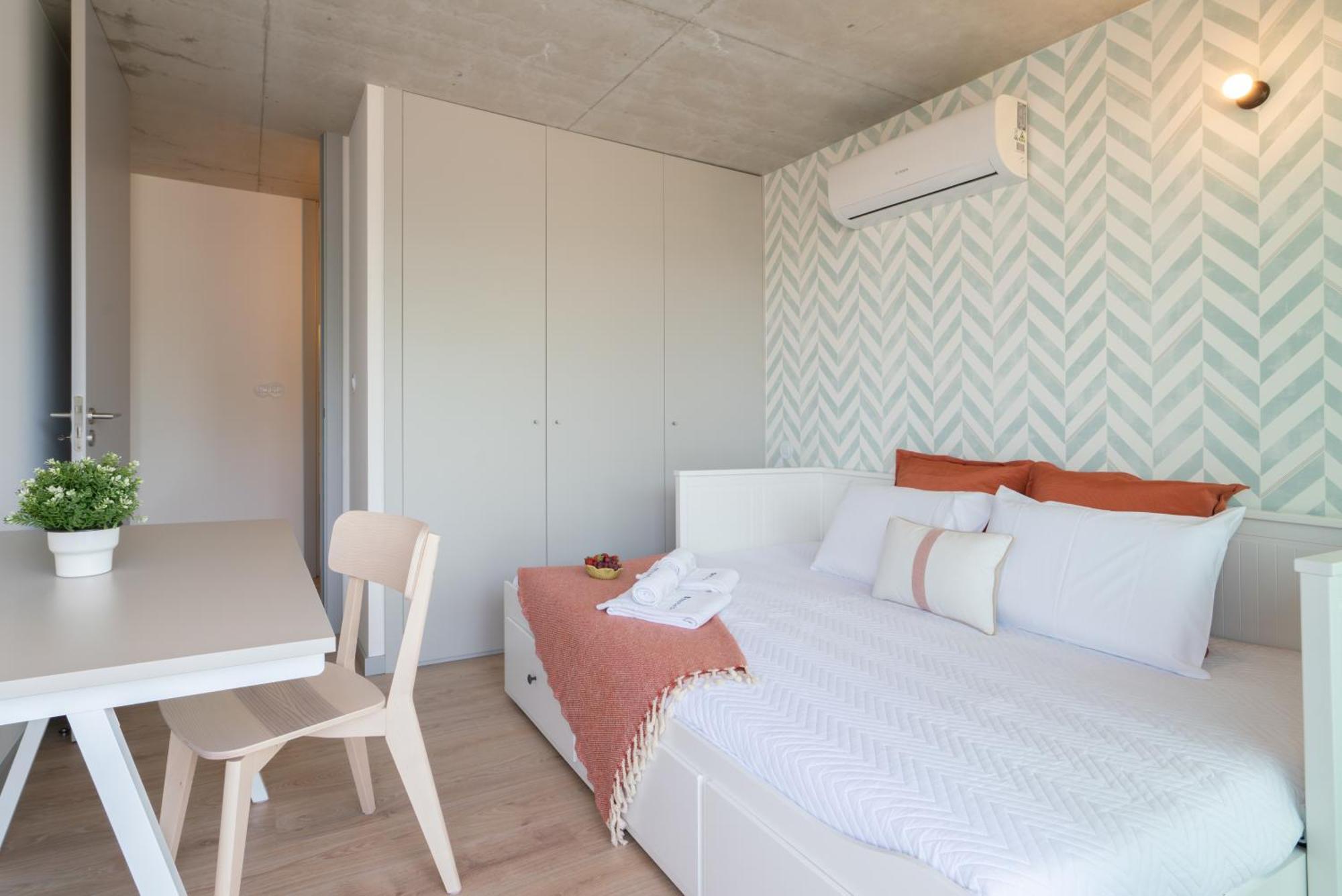 Host Wise - Luxurious Impressive Apartment - Balcony And Pool Вила-Нова-ди-Гая Номер фото